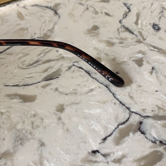 Tory Burch Sunglasses - Picture 5 of 7